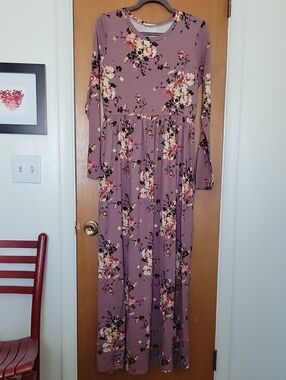 Reb & J. Long Sleeve Floral Maxi Dress in Dusty Mauve